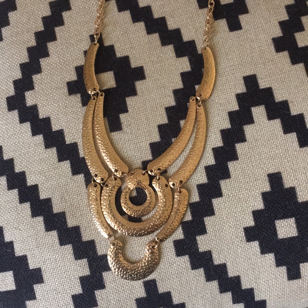 Gold statement necklace!!